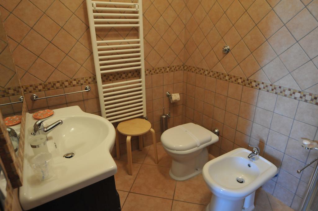 אגרופולי Antico Casale - Camere Con Angolo Cottura חדר תמונה